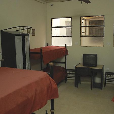 Hostal El Tucu Tucuc San Miguel de Tucuman Luaran gambar